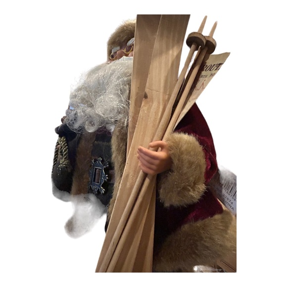 Vintage Santa Decor - Picture 2 of 6